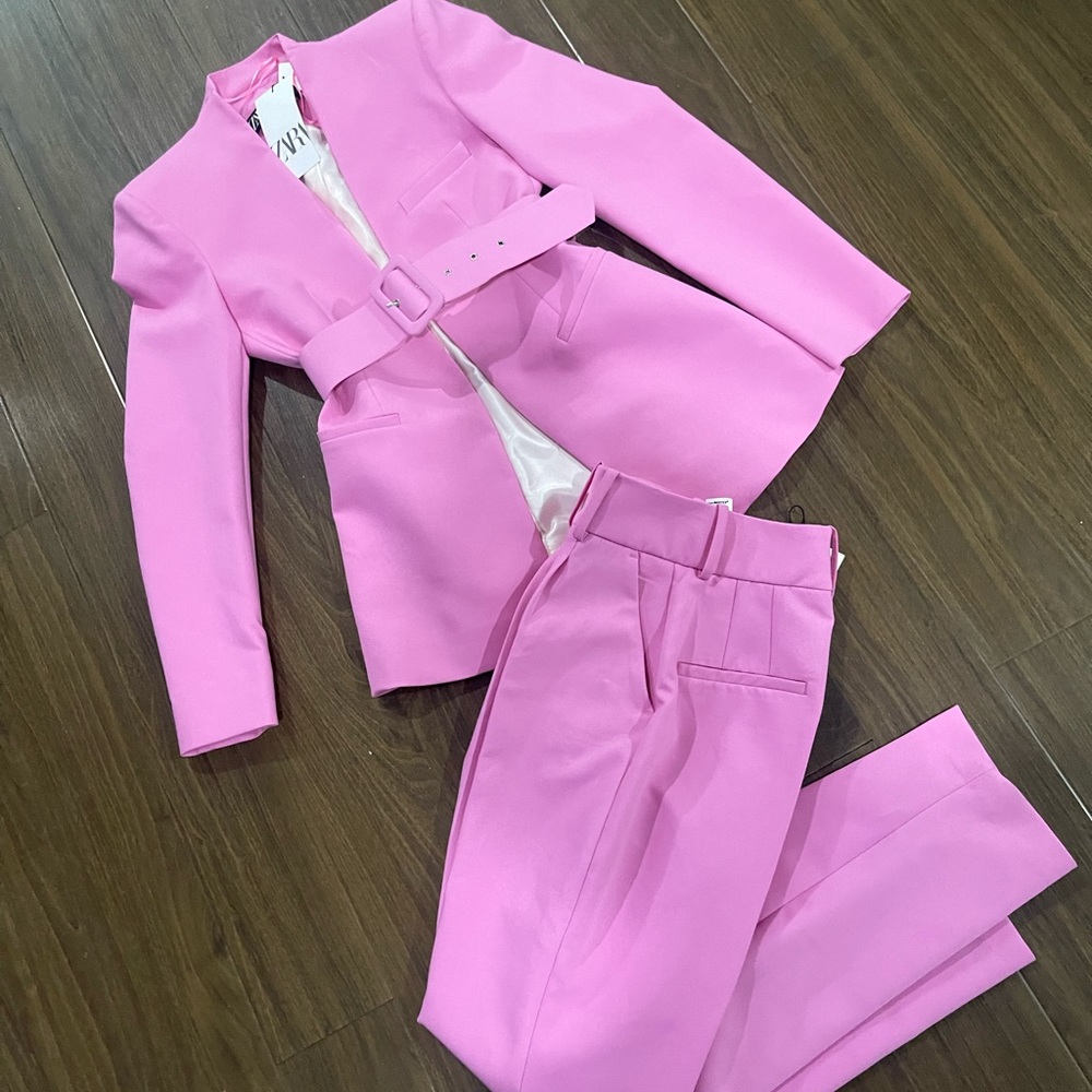 - Zara pink belted classic Pant Suit - Picture 2 of 13
